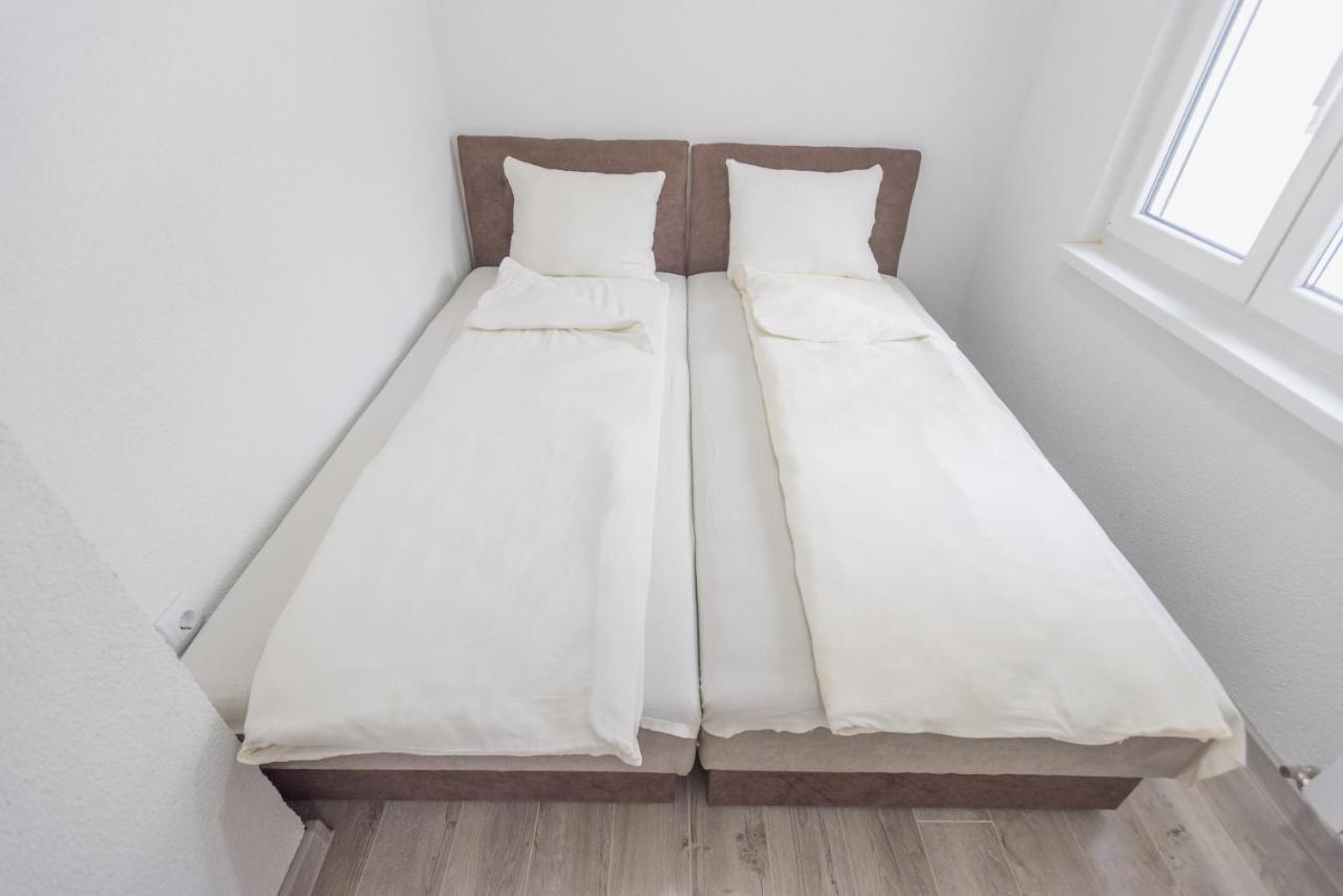 Apartmani Centar Лозница Екстериор снимка