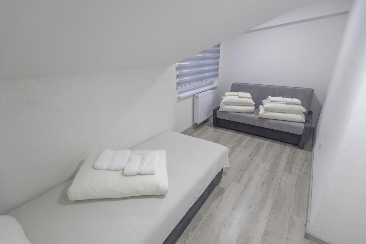 Apartmani Centar Лозница Екстериор снимка