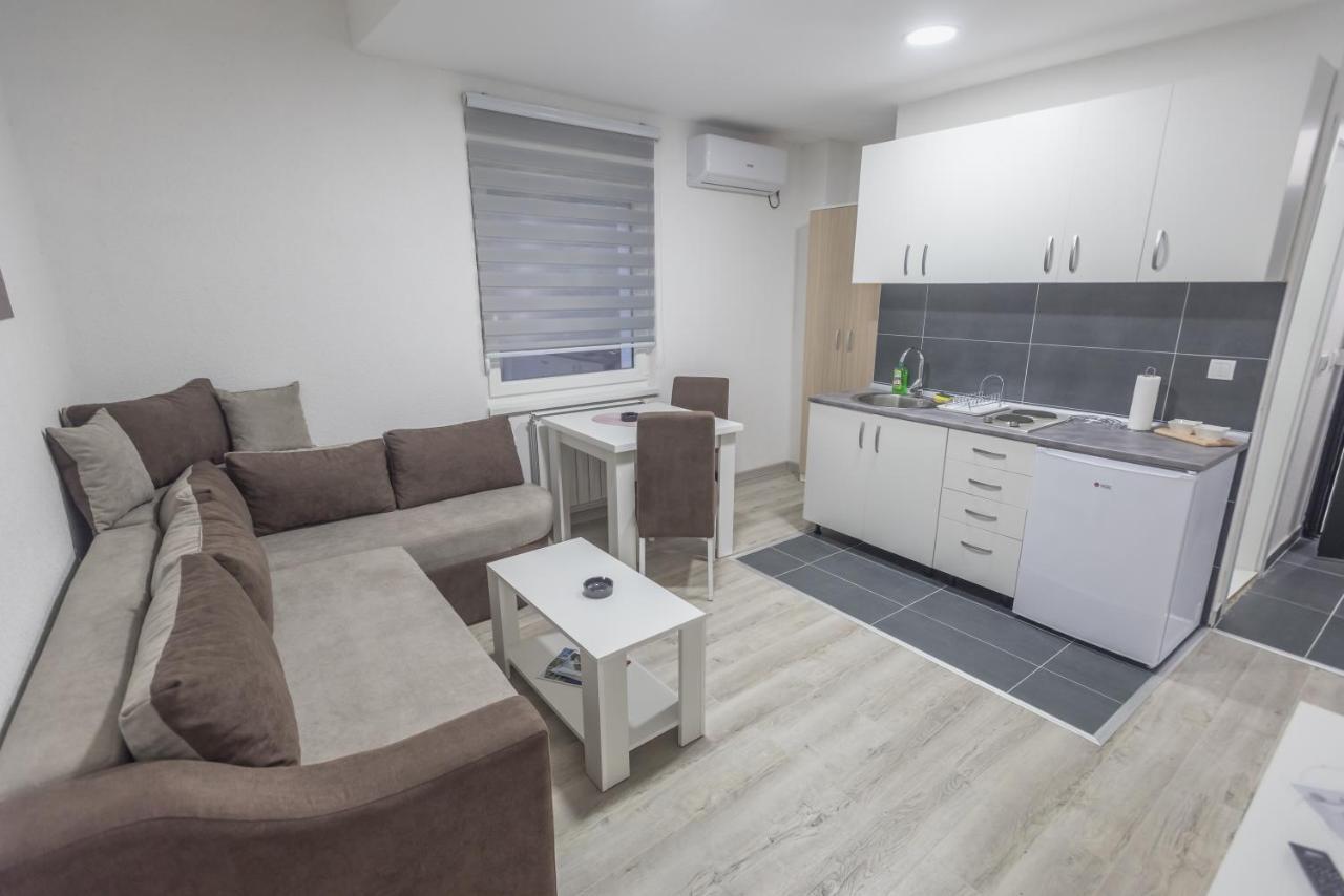 Apartmani Centar Лозница Екстериор снимка