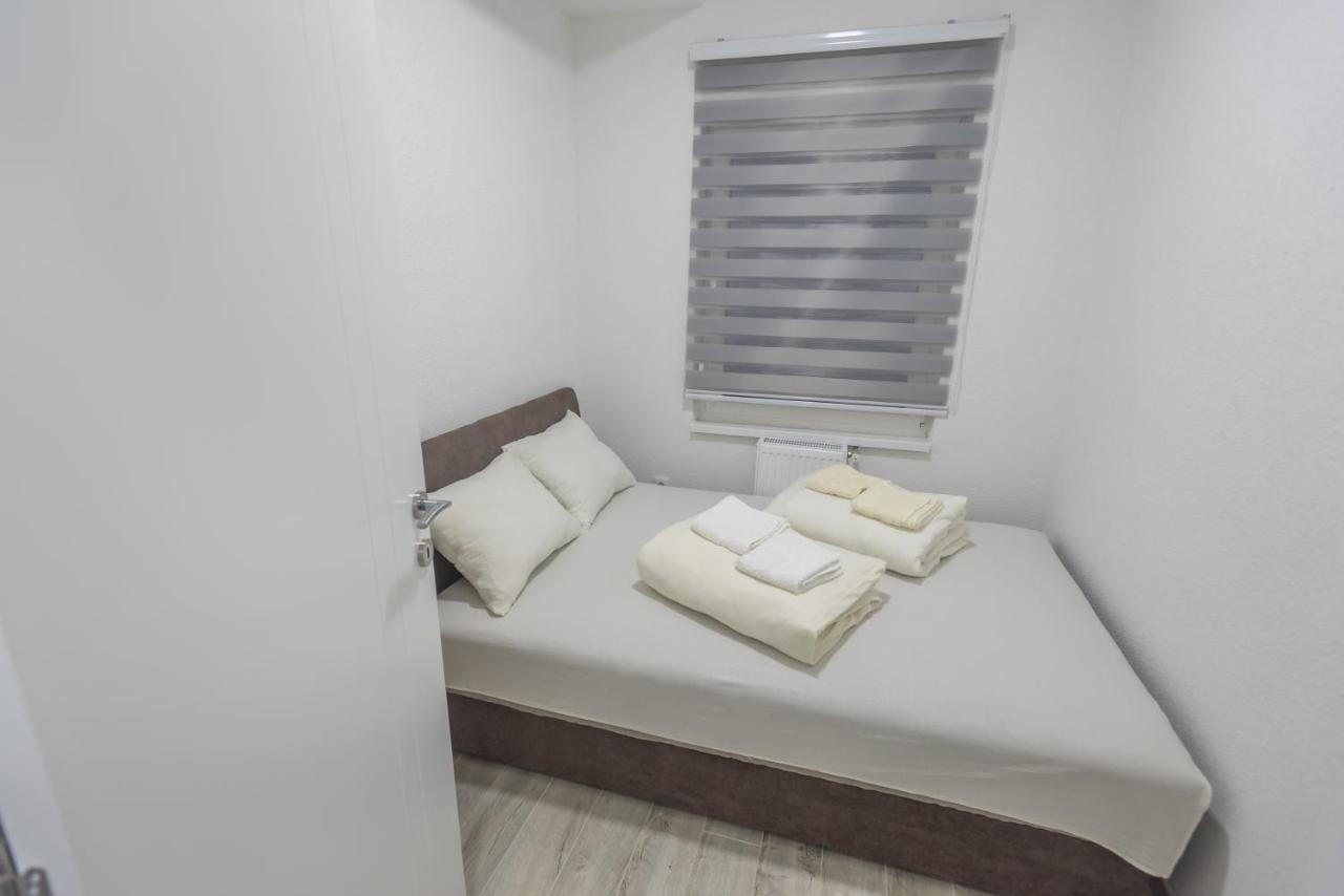 Apartmani Centar Лозница Екстериор снимка